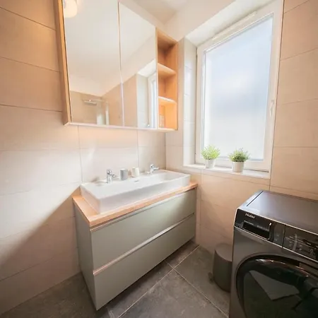 Luxury Lakeside Балатонфюзфё